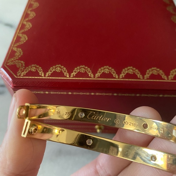 NFS. Cartier Love Bracelet 4 diamonds 16 Gold - Picture 4 of 11